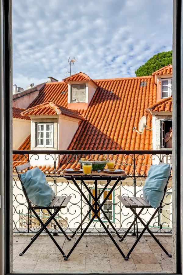 Castelo Apartment - Beautiful Balcony View Lisboa Exterior foto